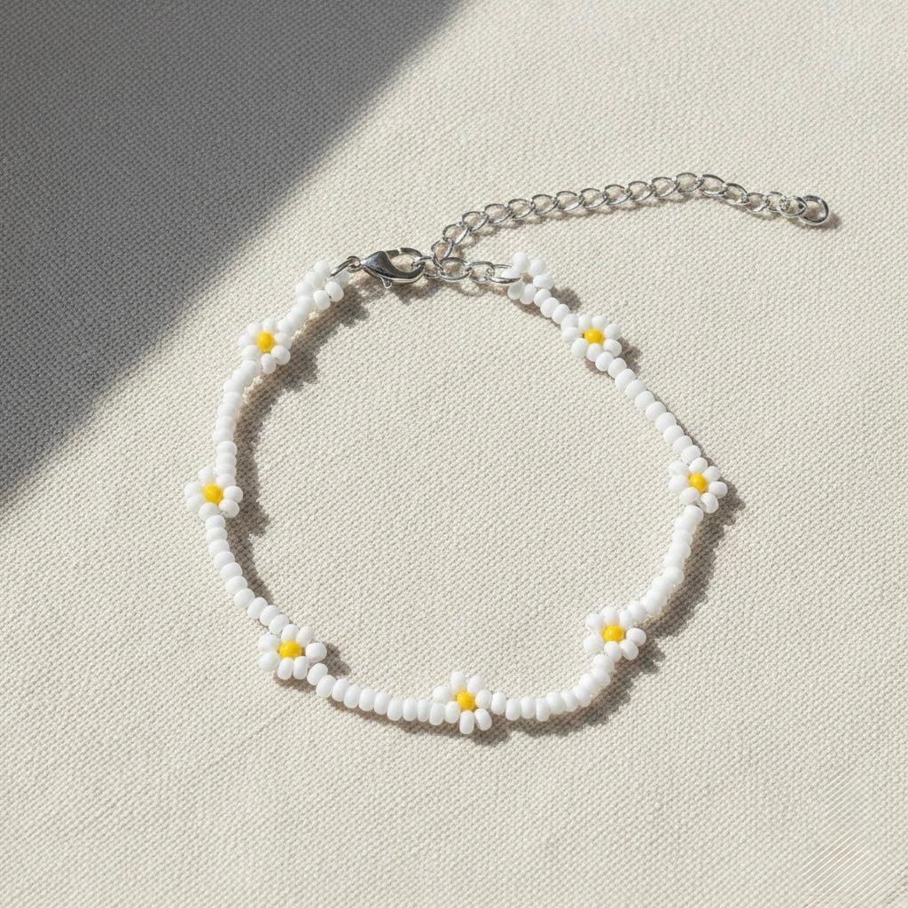 Daisy Seed Bead Flower Boho Bracelet - Guatemala-Bracelets-David (GU)-White-Lumily MZ Fair Trade Nena & Co Hiptipico Novica Lucia's World emporium