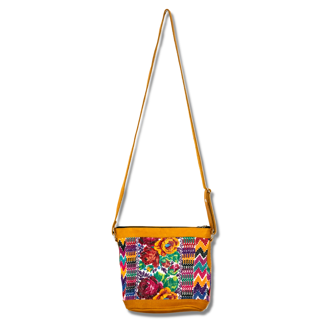 Guatemalan handcrafted needlepoint purses with zipper and exterior zip –  Del Sol/Off Fourth